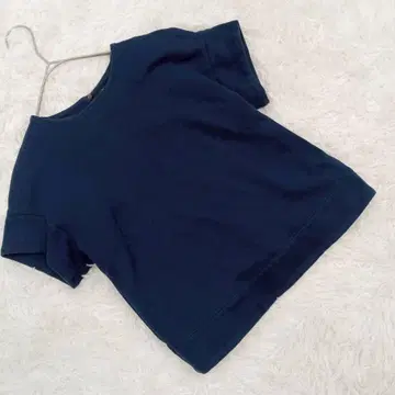 [ 투모로우랜드 ] (38) 크루넥 반팔 티셔츠 풀오버 눈물 모양 트임