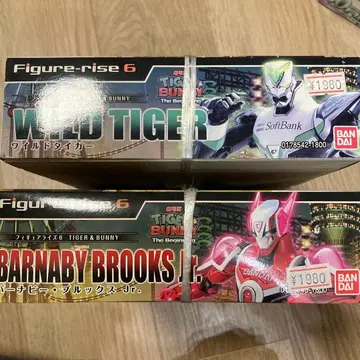 TIGER & BUNNY 프라모델 2개 세트