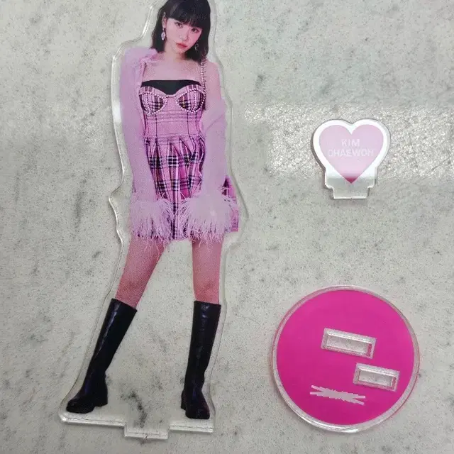 르세라핌 김채원 아크릴 스탠드