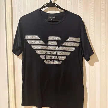 새상품급 ARMANI 아르마니 반팔 T셔츠 16A 175cm