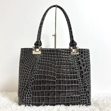 [새상품급] 모토와 악어 엠보싱 에나멜 가죽 핸드백 토트백