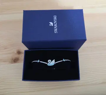 SWAROVSKI 백조 디자인 팔찌