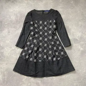 엠즈 그레이시 까멜리아 자수 원피스 무릎 기장 울