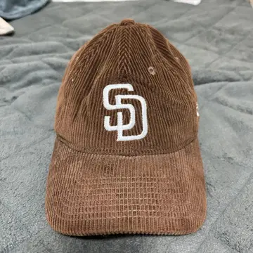 브라운 코듀로이 SD 로고 9TWENTY 캡