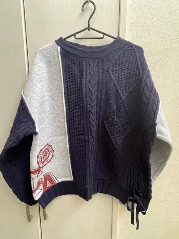 niko and - 맨투맨 절개 니트