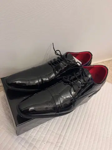 cloudy 에나멜 스트레이트 팁 결혼식 28.5-29.0cm