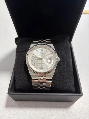 자동 와인딩 손목시계