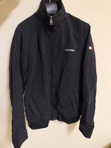 TOMMY HILFIGER 블랙 나일론 자켓