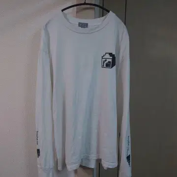 C.E 그래픽 프린트 롱 티셔츠