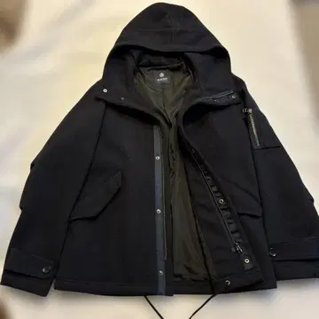 나노 유니버스 nano universe 코트