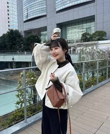 hinari 부풀린 자카드 숏 충전솜 블루종 아이보리