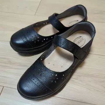 새상품급 AIR RUN 컴포트 슈즈 4E 천연 가죽 스트랩 23.5