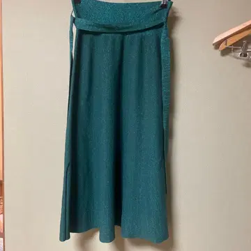 MARILYN MOON 다크 그린 플레어 스커트