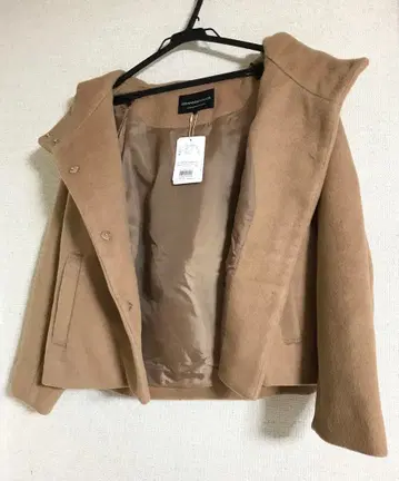 STRAWBERRY FIELDS 택 포함 새상품 후드 부착 숏코트