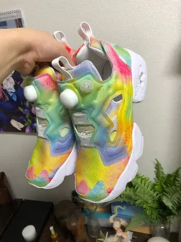 리복 인스타펌프 퓨리 멀티 컬러