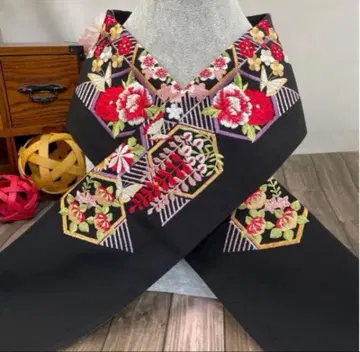 예복 등에 빽빽하게 수놓인 화려한 자수 장식용 깃 일본제 새상품