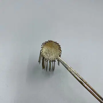 27 빈티지 하자품 금속제 헤어콤 잎 무늬