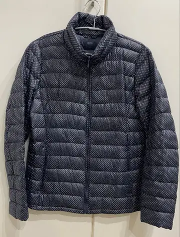 유니클로 여성용 다운 자켓 L 사이즈