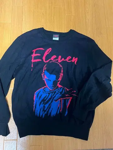 기묘한 이야기 니트