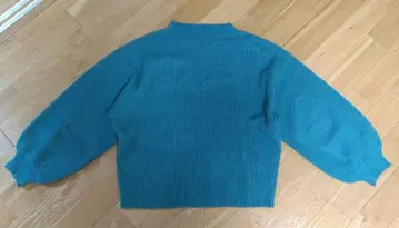 어반 리서치 보틀넥 니트