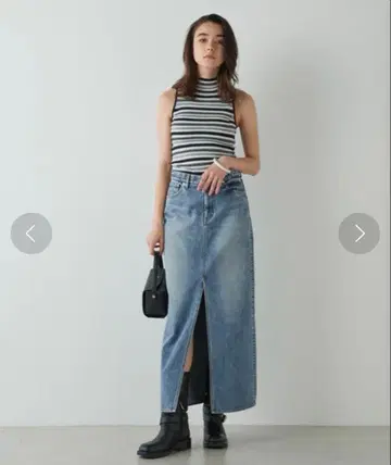 [미사용 새상품] Whim Gazette 데님 슬릿 스커트 36