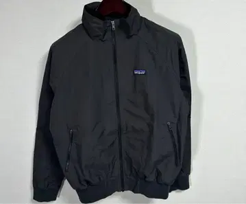 구형 단종 2017년제 patagonia 배기 자켓 잉크 블랙
