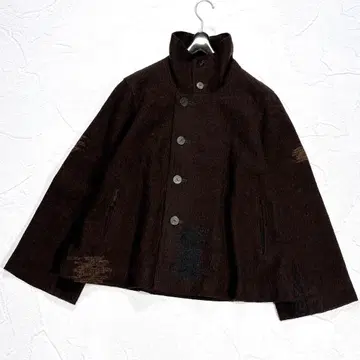 요건 레일 울 코트 패턴 자켓 스탠드 카라 숏