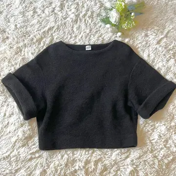 ELIN 블랙 크루넥 니트 반팔 두꺼운 원단