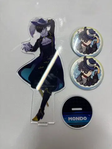 CR mondo 아크릴 스탠드와 캔 배지 2개