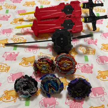 베이블레이드 5개 세트 런처 3개 포함