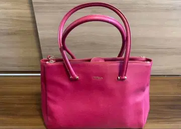 FURLA A4 수납 가능 숄더백 핑크