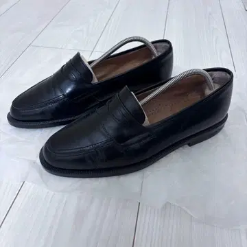 STUDIO TITRE 블랙 로퍼