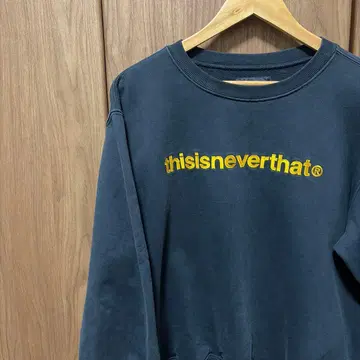 thisisneverthat T-Logo Crewneck 맨투맨