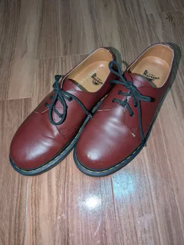 닥터마틴 3홀 UK6 24.5cm~25cm