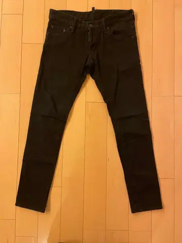 DSQUARED2 블랙 데님 44 스키니