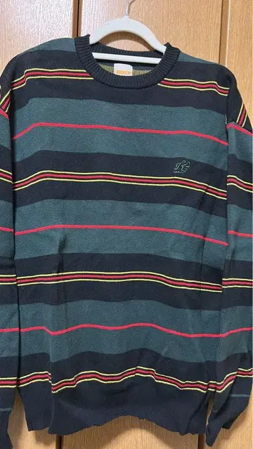 KOOKYN 스트라이프 스웨터