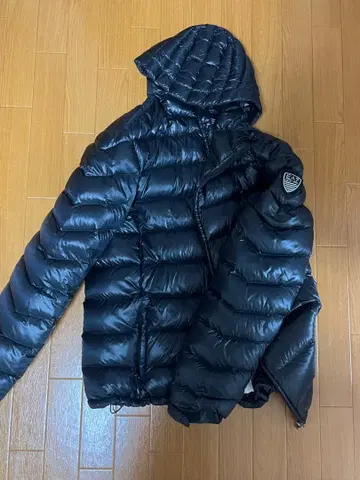 엠포리오 아르마니 EA7 다운 블랙