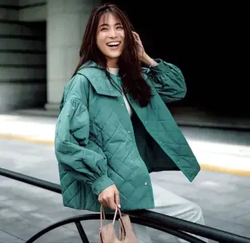 쓰리스퀘어 탈착식 옷깃 퀼팅 코트 2way 그린