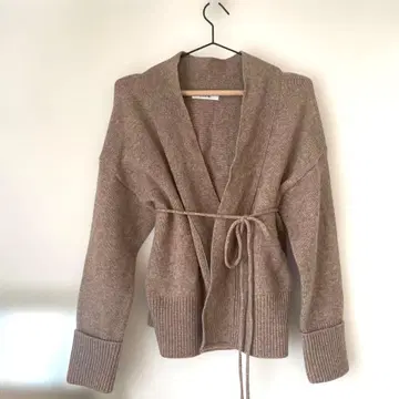 DouDou 베이지 니트 가디건