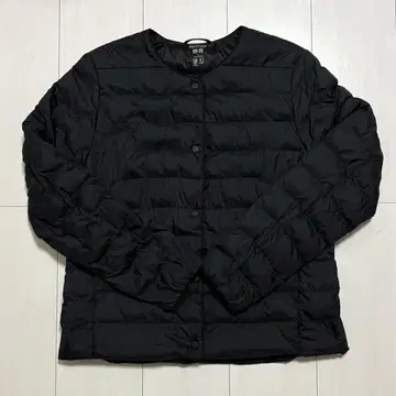 유니클로 퍼프 테크 컴팩트 자켓 블랙 M 사이즈