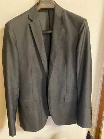 캘빈클라인 ck 수트 약간 광택 그레이