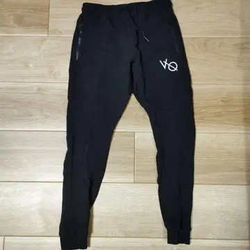 블랙 조거 팬츠 슬림핏 반퀴시