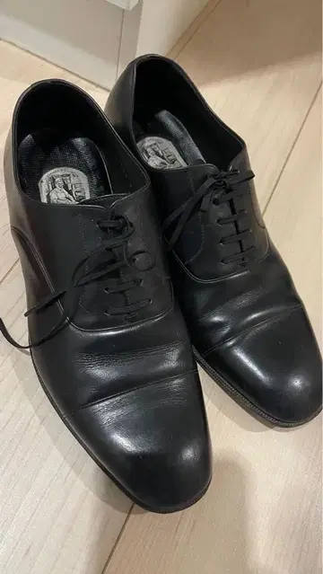 Marelli 블랙 드레스 슈즈