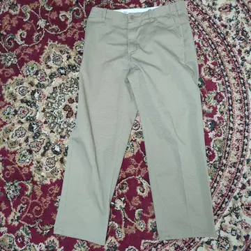 UNIVERSAL OVERALL 베이지 치노 팬츠