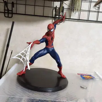 스파이더맨 액션 포즈 피규어