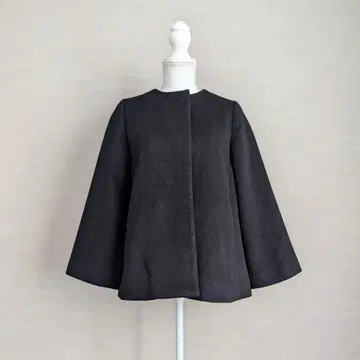 SHIPS 노카라 숏코트 블랙 울