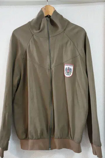 오스트리아군 트랙 자켓