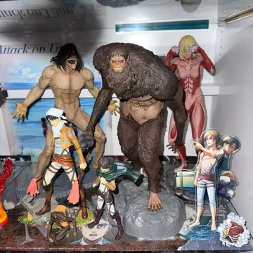 진격의 거인 피규어