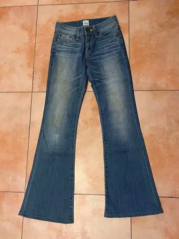 MOUSSY 플레어 데님 23인치