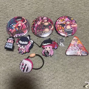원피스 페로나 캔뱃지 8개 세트
